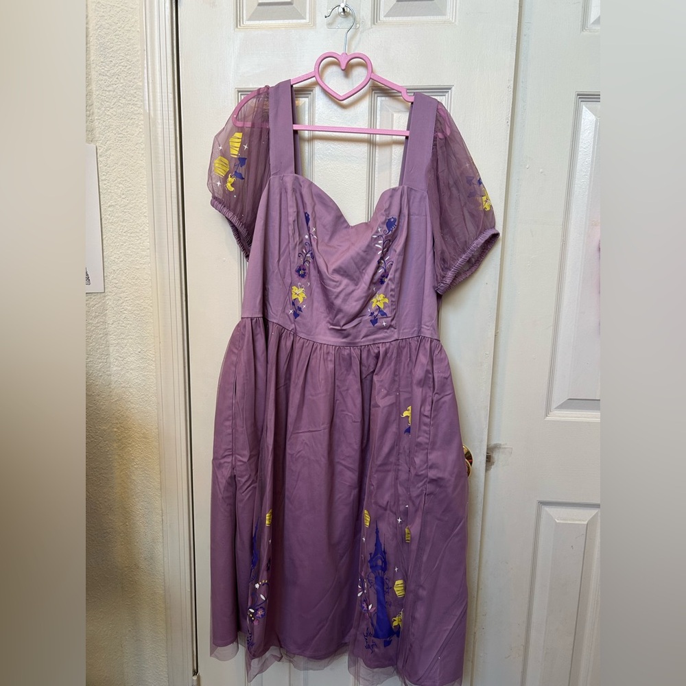 Her Universe Disney Tangled Dress - 3X *read description
